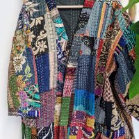 Silk Kantha Cotton Knee Length Patchwork Reversible Kimono Jacket Unisex Robe Handmade Sustainable Eco-fashion _ Boho Gift _ Regal Black _ – Etsy UK Silk Kantha Cotton Knee Length Patchwork Reversible Kimono Jacket Unisex Robe Handmade Sustainable Eco-fashion _ Boho Gift _ Regal Black _ - Etsy UK