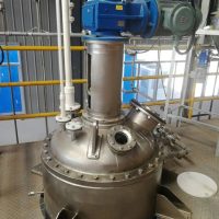 Stainless Steel Reactor and Platform _ JCT Machinery Stainless Steel Reactor and Platform _ JCT Machinery